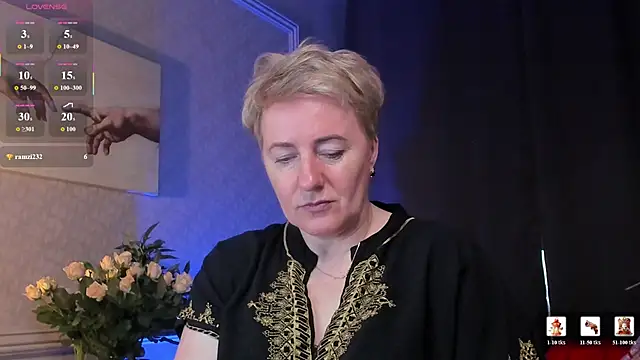 Snapshot of Nika_Smit chatting on 05/30/26, 05:15 Nika Smit online show from 05/30/26, 05:15