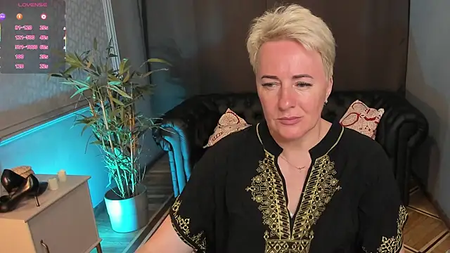 Nika Smit online show from 07/03/26, 09:05