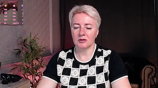 Nika Smit online show from 07/17/26, 05:25