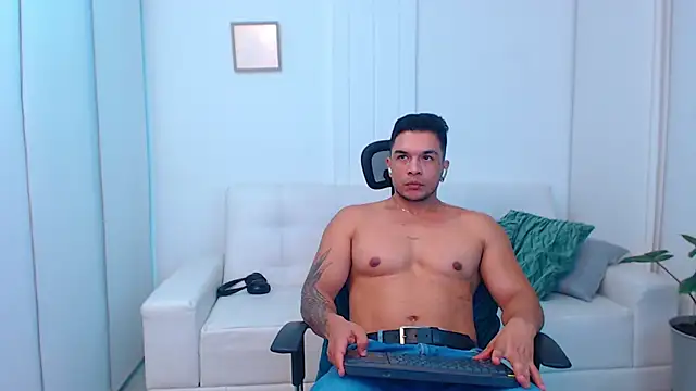 estebandelouis online show from 03/05/25, 11:16