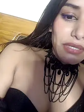 Snapshot of Lusty_Queen69 chatting on 01/05/25, 01:58 Lusty Queen69 online show from 01/05/25, 01:58