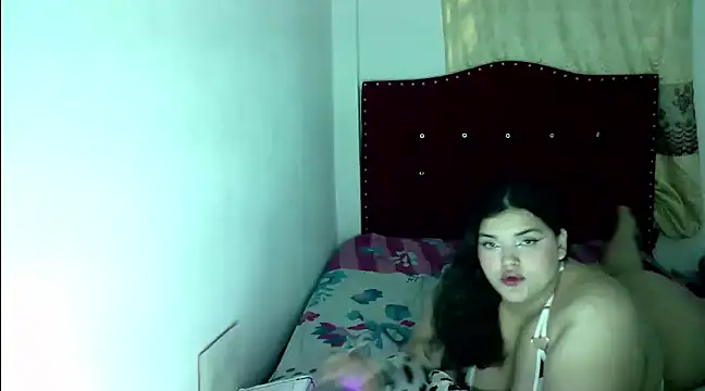 kira vegaa online show from 12/19/24, 04:34