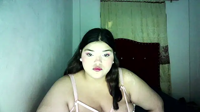 kira vegaa online show from 01/23/25, 02:23