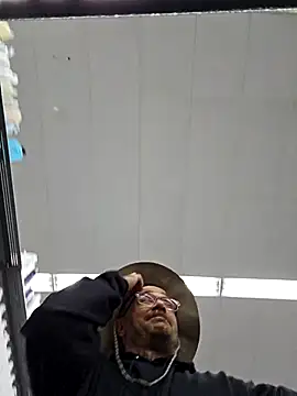 dadbod1178 online show from 09/20/25, 04:19