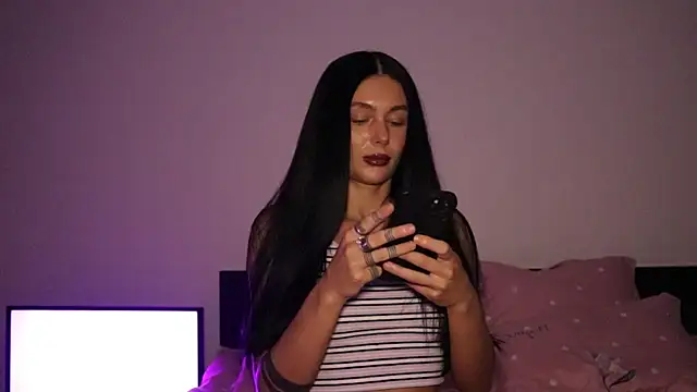 Snapshot of IvyKaelani chatting on 02/13/26, 08:16 IvyKaelani online show from 02/13/26, 08:16