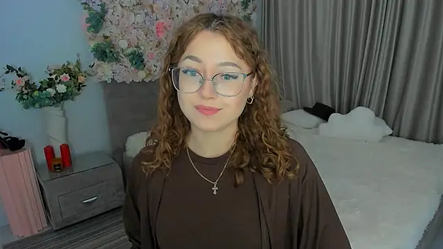 SereneFlame online show from 09/20/25, 04:19