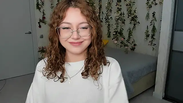 SereneFlame online show from 10/03/25, 04:37