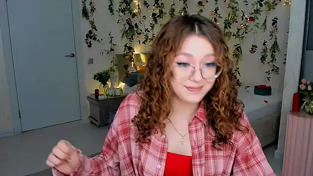 Snapshot of SereneFlame chatting on 03/31/26, 04:07 SereneFlame online show from 03/31/26, 04:07