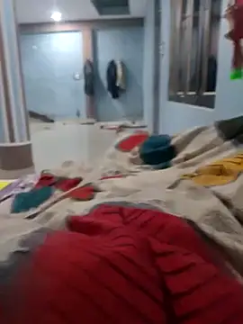 Snapshot of Varun1799 chatting on 02/25/25, 03:49 Varun1799 online show from 02/25/25, 03:49