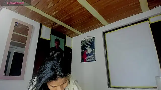 Nenita Hot  online show from 09/27/25, 09:53