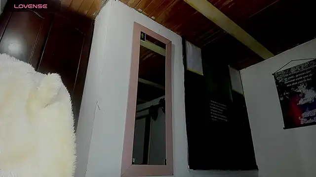 Nenita Hot  online show from 10/03/25, 08:17