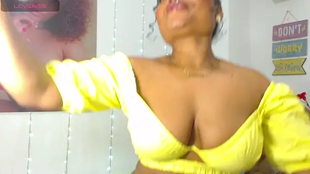 gianna smith online show from 12/24/24, 04:22