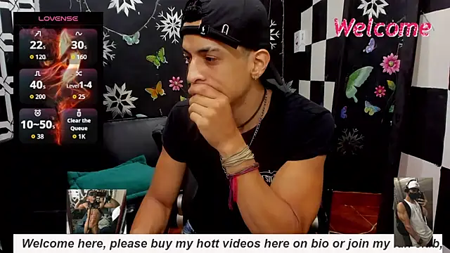 Snapshot of MikeRose94 chatting on 09/27/25, 03:50 MikeRose94 online show from 09/27/25, 03:50