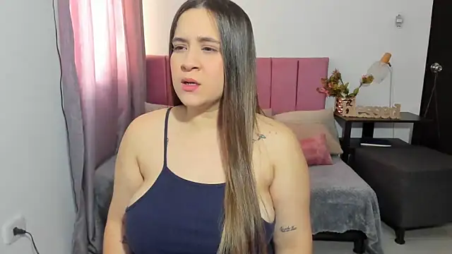 EmmyGray online show from 11/29/25, 07:28