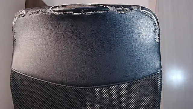 Snapshot of mistressbigcock777 chatting on 09/15/25, 10:37 mistressbigcock777 online show from 09/15/25, 10:37