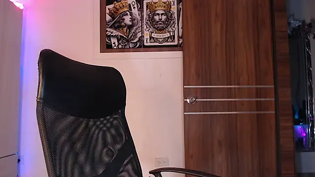 mistressbigcock777 online show from 03/05/26, 05:58