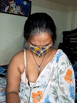 Snapshot of anitha906 chatting on 02/17/25, 04:04 anitha906 online show from 02/17/25, 04:04