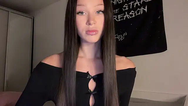 Snapshot of ur_molly chatting on 09/12/25, 01:38 ur molly online show from 09/12/25, 01:38