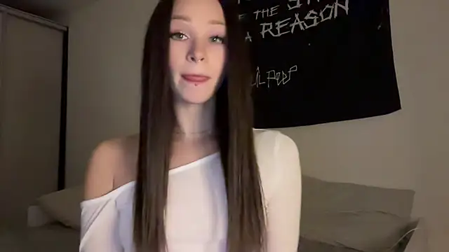 Snapshot of ur_molly chatting on 10/14/25, 02:51 ur molly online show from 10/14/25, 02:51