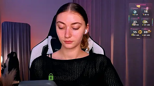 lady curls online show from 11/23/25, 10:09