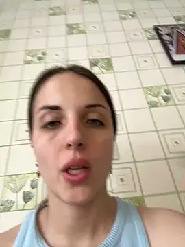 Snapshot of AmiLavs chatting on 12/21/24, 11:22 AmiLavs online show from 12/21/24, 11:22