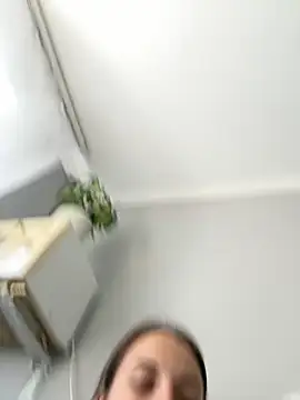 Snapshot of AmiLavs chatting on 09/26/25, 10:30 AmiLavs online show from 09/26/25, 10:30