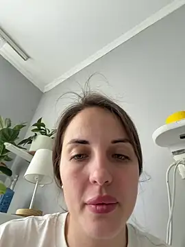 Snapshot of AmiLavs chatting on 04/10/26, 10:53 AmiLavs online show from 04/10/26, 10:53