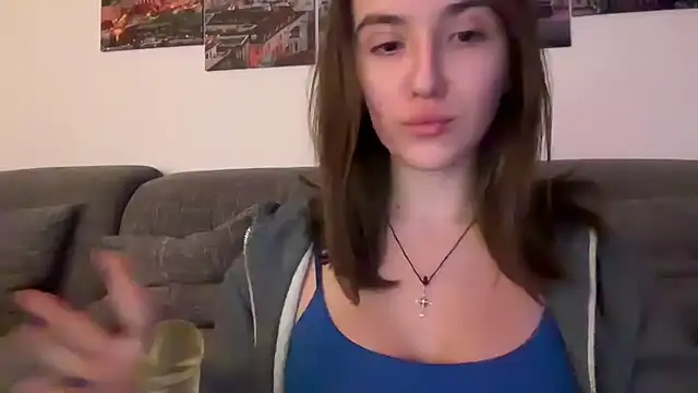 EmilyWi  online show from 11/12/25, 10:09