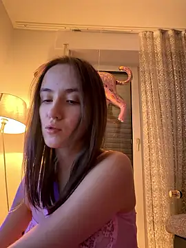 Snapshot of EmilyWi_ chatting on 01/18/26, 07:06 EmilyWi online show from 01/18/26, 07:06