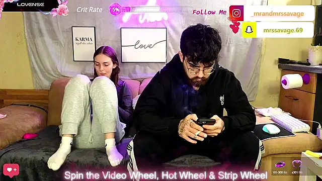 Snapshot of MrAndMrsSavage chatting on 01/23/25, 04:04 MrAndMrsSavage online show from 01/23/25, 04:04