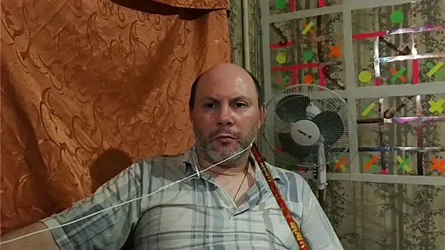 Snapshot of AgnichBan chatting on 01/12/25, 06:59 AgnichBan online show from 01/12/25, 06:59