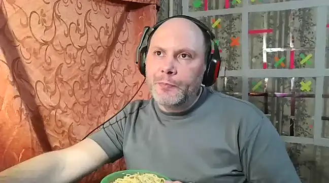 Snapshot of AgnichBan chatting on 02/02/25, 02:13 AgnichBan online show from 02/02/25, 02:13