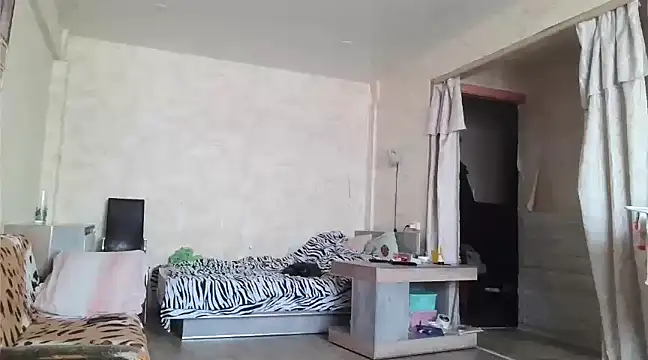 Snapshot of AgnichBan chatting on 02/19/25, 03:39 AgnichBan online show from 02/19/25, 03:39