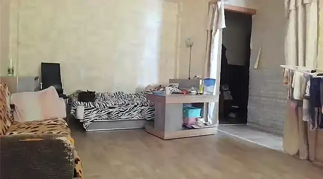 Snapshot of AgnichBan chatting on 02/23/25, 05:45 AgnichBan online show from 02/23/25, 05:45