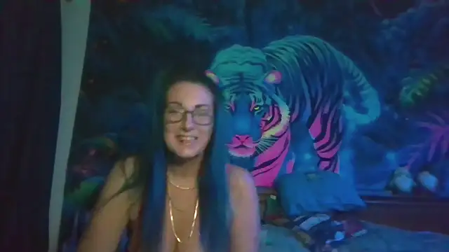 tattoomilf86 online show from 01/17/26, 10:35