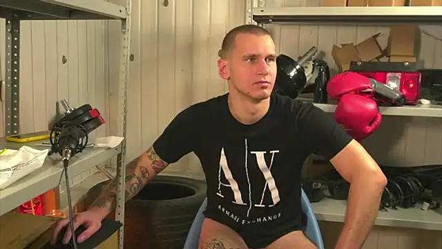 Snapshot of vance_rulez chatting on 01/11/25, 01:01 vance rulez online show from 01/11/25, 01:01