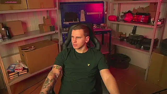 Snapshot of vance_rulez chatting on 02/10/25, 07:15 vance rulez online show from 02/10/25, 07:15