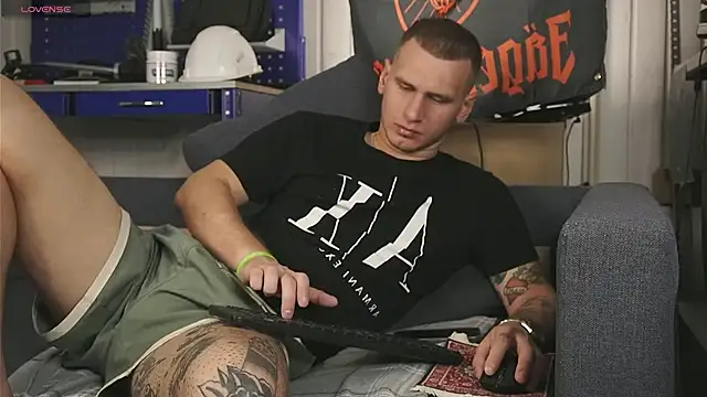 Snapshot of vance_rulez chatting on 09/11/25, 08:14 vance rulez online show from 09/11/25, 08:14