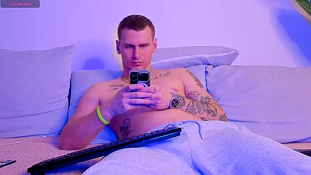 Snapshot of vance_rulez chatting on 10/03/25, 05:10 vance rulez online show from 10/03/25, 05:10