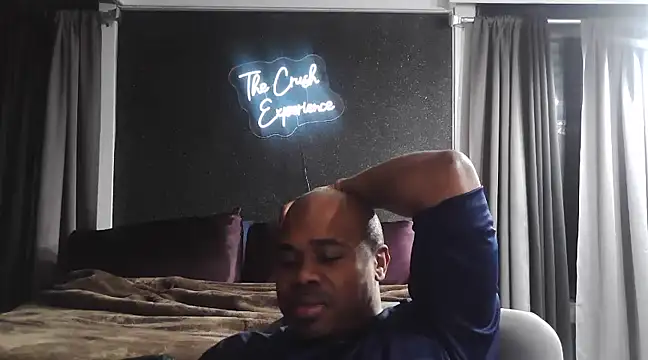 Snapshot of Dcrush17 chatting on 12/18/24, 07:36 Dcrush17 online show from 12/18/24, 07:36