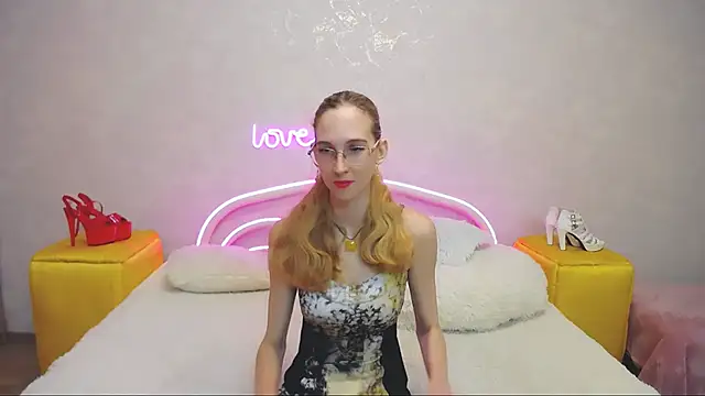 KlaryBrait online show from 01/24/25, 10:21