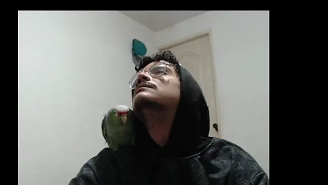 creamyadvisor01 online show from 03/06/25, 12:52