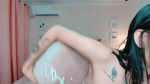 brooklove doll online show from 01/31/25, 07:08