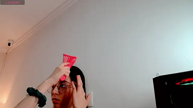 brooklove doll online show from 10/04/25, 03:04