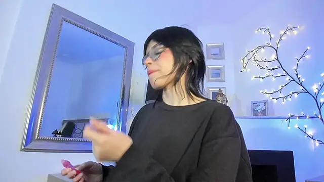 NattashaHotson online show from 12/13/24, 08:09