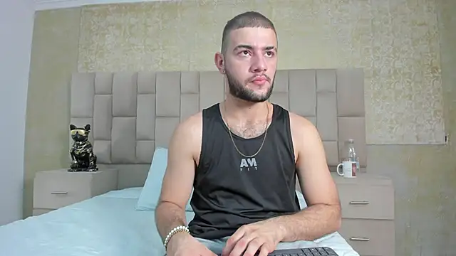 MaximusDick1  online show from 10/30/25, 04:25