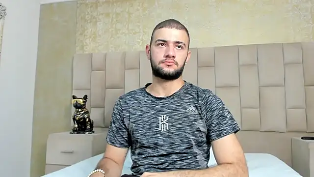 MaximusDick1  online show from 11/05/25, 04:23