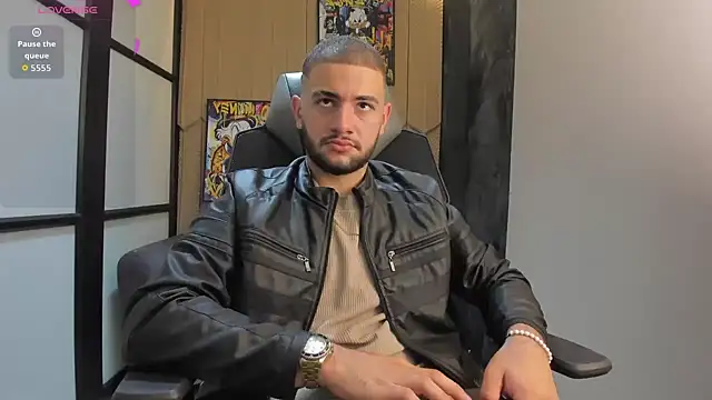 MaximusDick1  online show from 02/11/26, 12:32