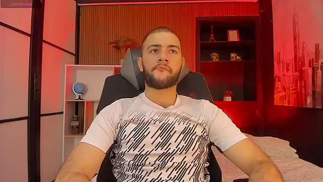 MaximusDick1  online show from 03/19/26, 12:20