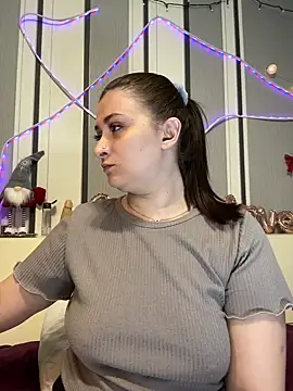 Jadelli online show from 02/21/25, 07:54